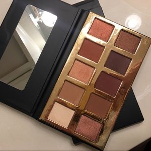 Eyeshadow palette